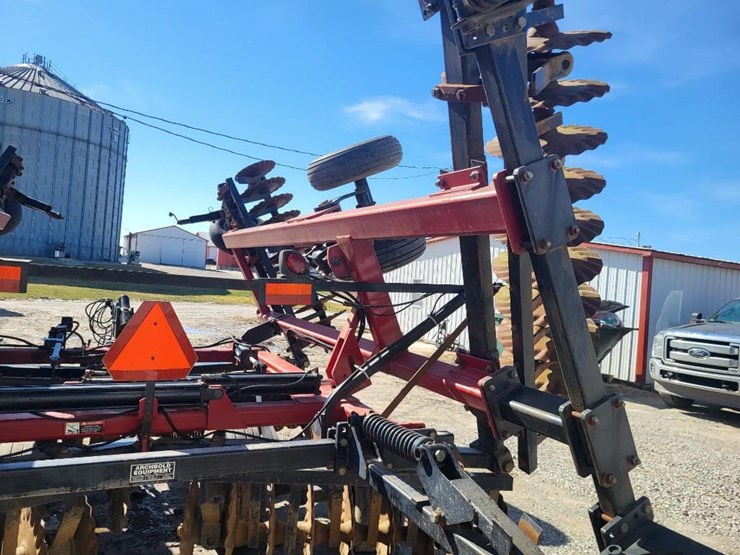 case-ih-true-tandem-330-turbo-image-45