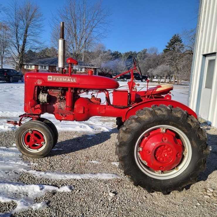 1946 INTERNATIONAL B