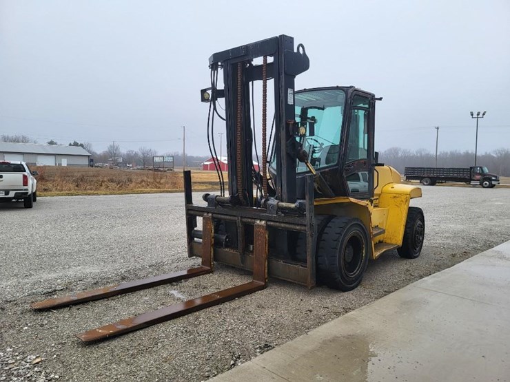 2012-yale-forklift-image-1