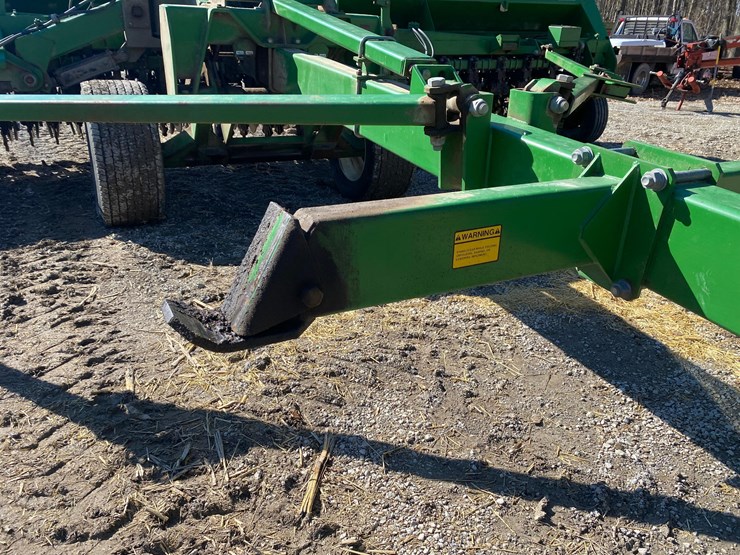 great-plains-solid-stand-30-image-37