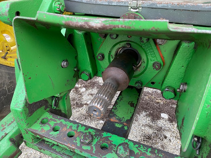 john-deere-4640-image-39