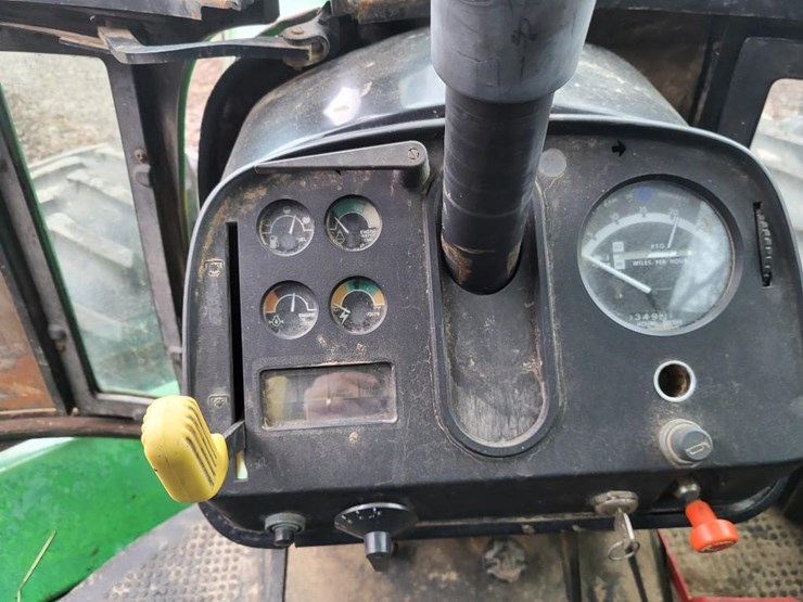 john-deere-8640-image-65