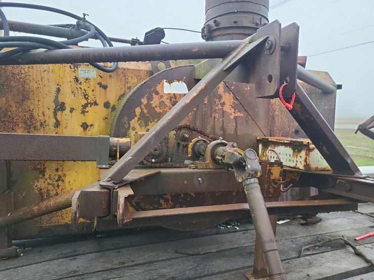 lorenze-double-auger-snowblower-image-9