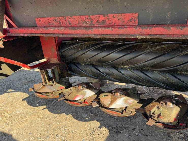 2012-new-holland-h7230-discbine,-rubber-conditioners,-10’4”-cut,-540-pto,--*ybn091009*---field-ready-image-25