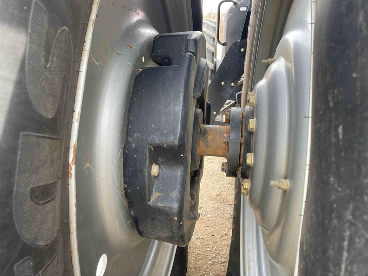 case-ih-magnum-340-image-77