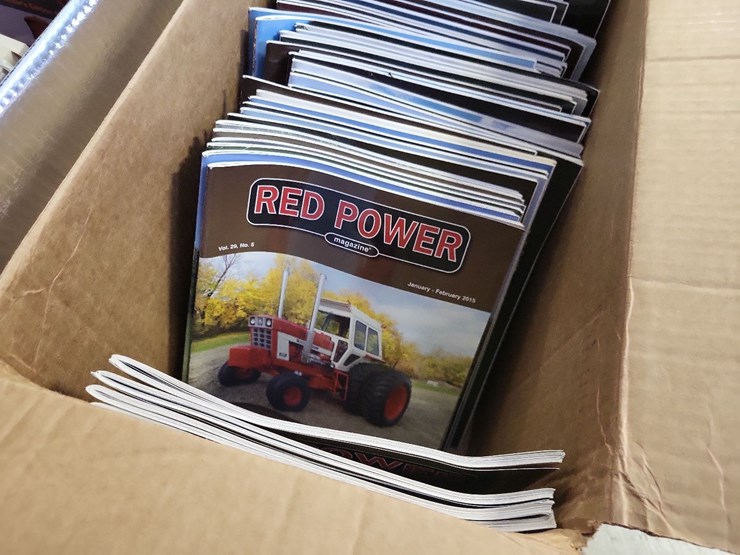 assorted-red-power-round-up-and-harvester-highlight-magazines-image-8