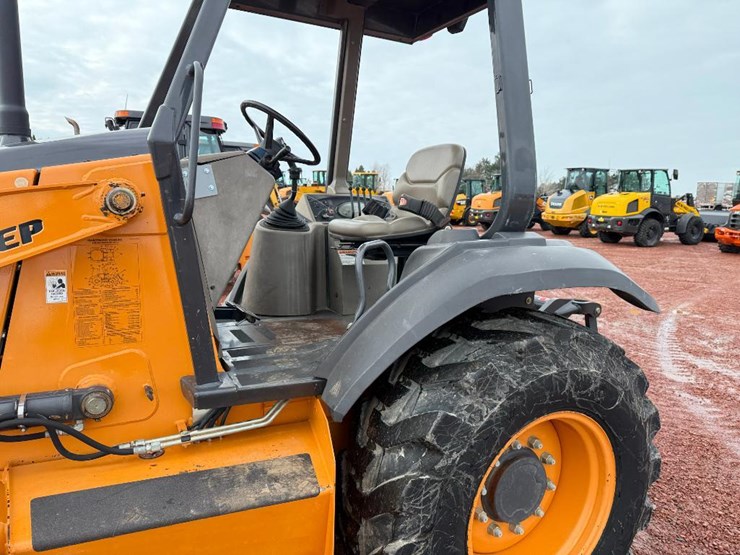 case-570n-xt-image-16