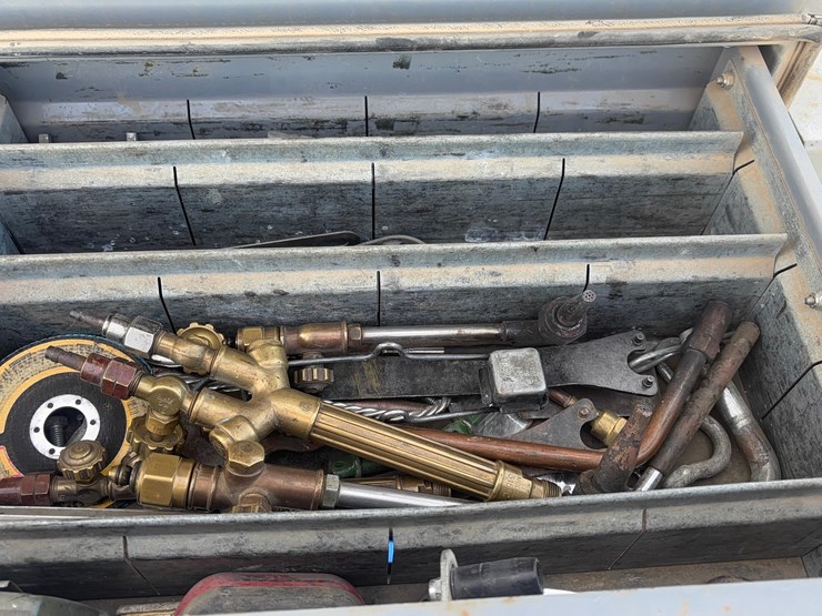 2013-ford-f450-image-14