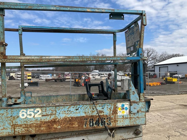 2006-genie-gs2632-image-25