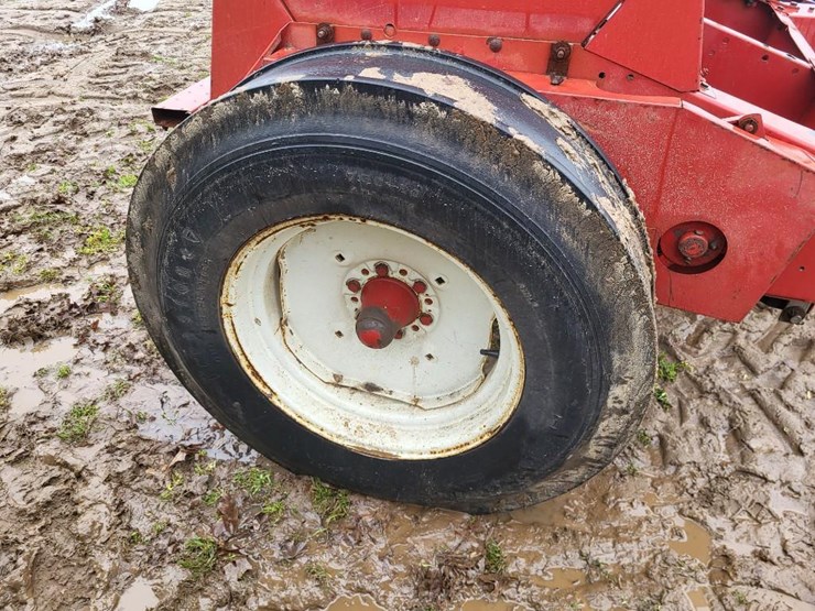 case-ih-5100-image-10