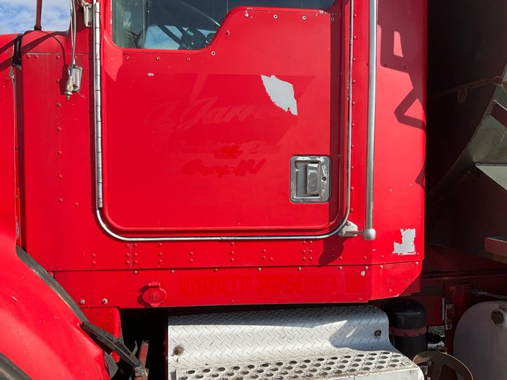 1995-kenworth-t800-image-18