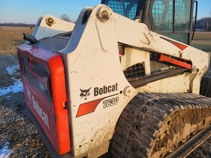 2017-bobcat-t630-image-23