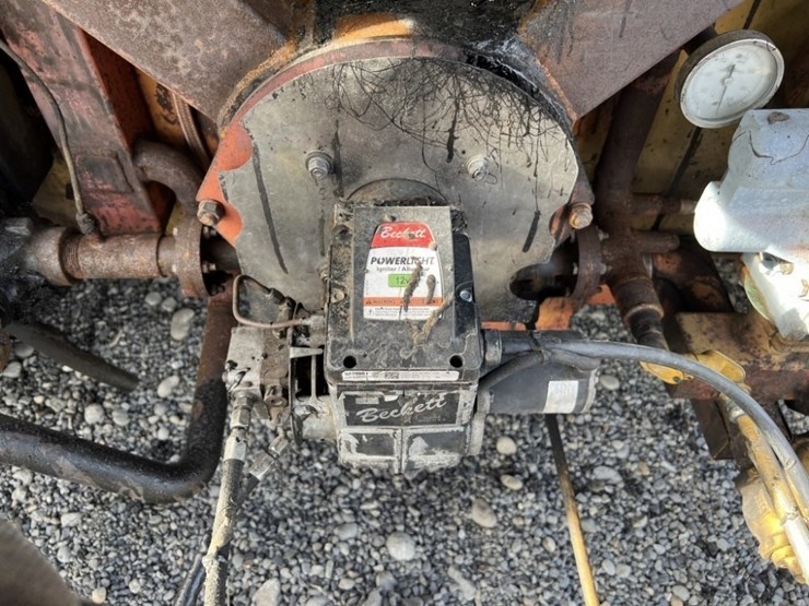 2013-bear-cat-bk250-towable-asphalt-crack-sealer-image-11