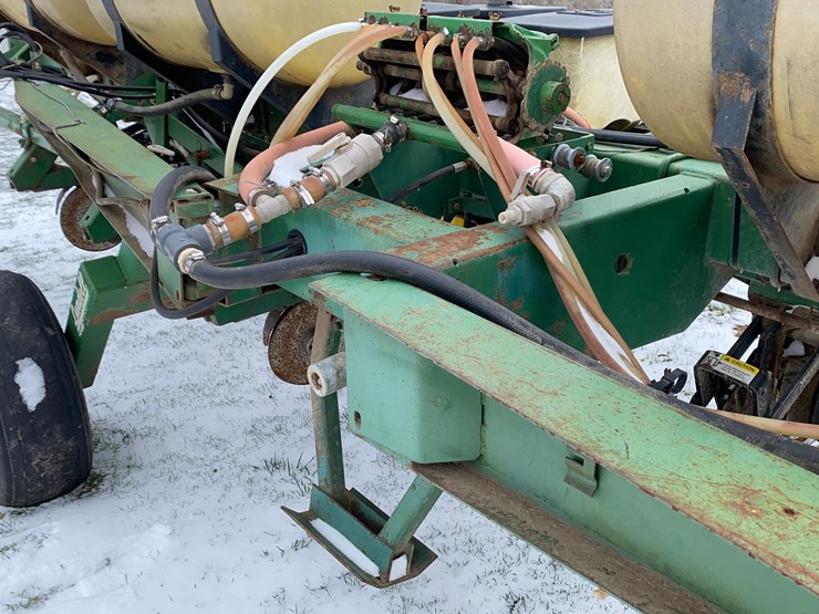 john-deere-7000-image-50