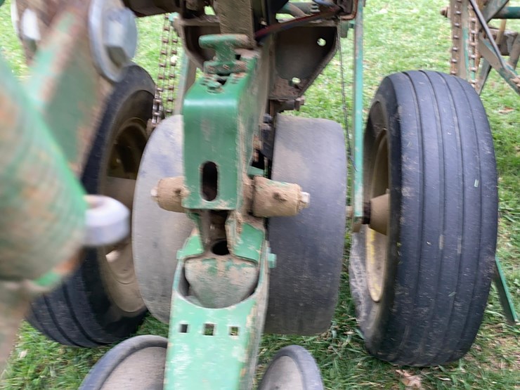 john-deere-7000-image-45