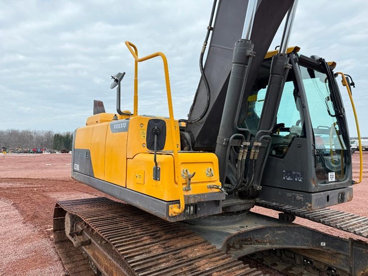 volvo-ec220dl-image-20