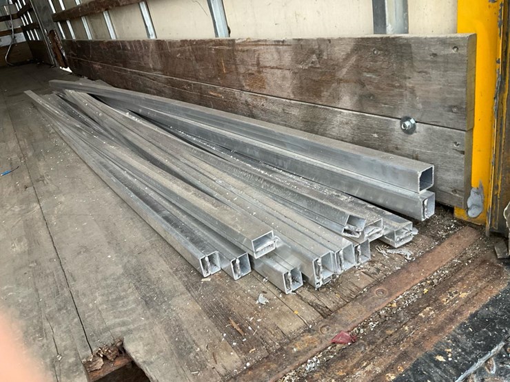 2005-international-durastar-4300-image-58