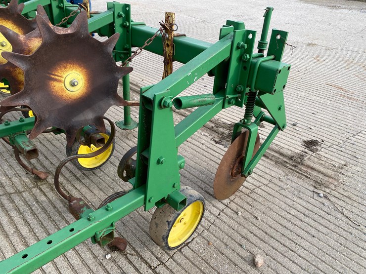 john-deere-825-image-19