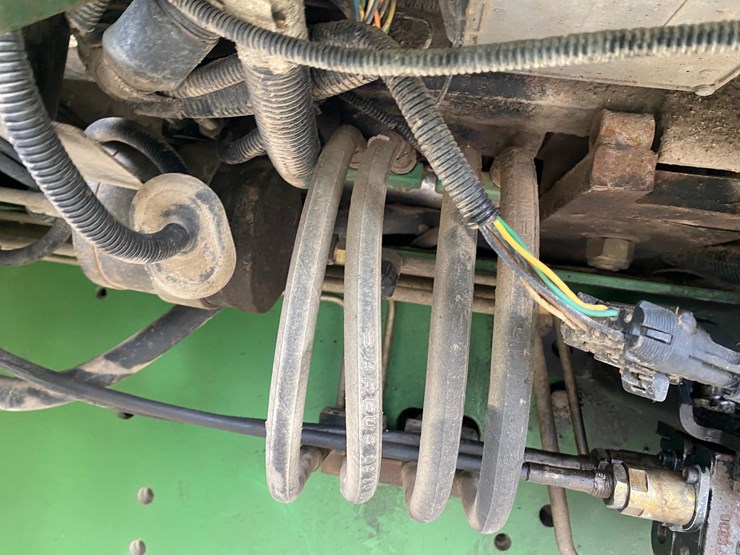 john-deere-6410-image-17