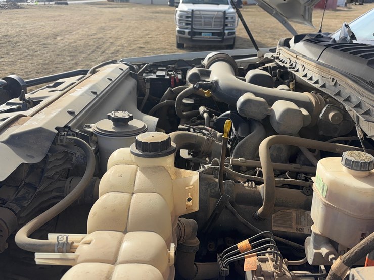 2019-ford-f450-image-16