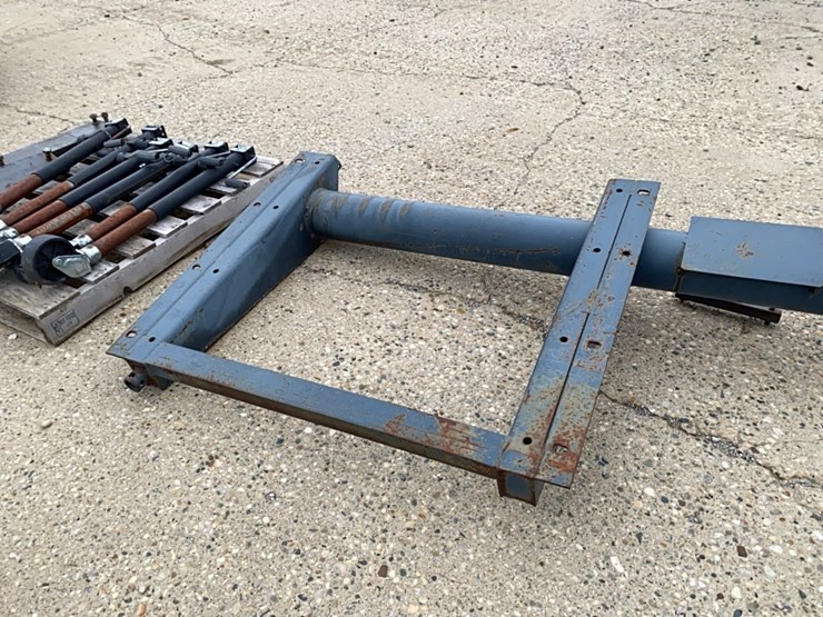 big-john-saddle-tank-brackets-came-off-a-case-ih-275-magnum-image-7