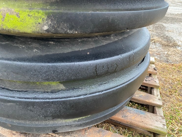 2---8-bolt-big-center-rims-with-14l---16.1-sl-tires-image-5