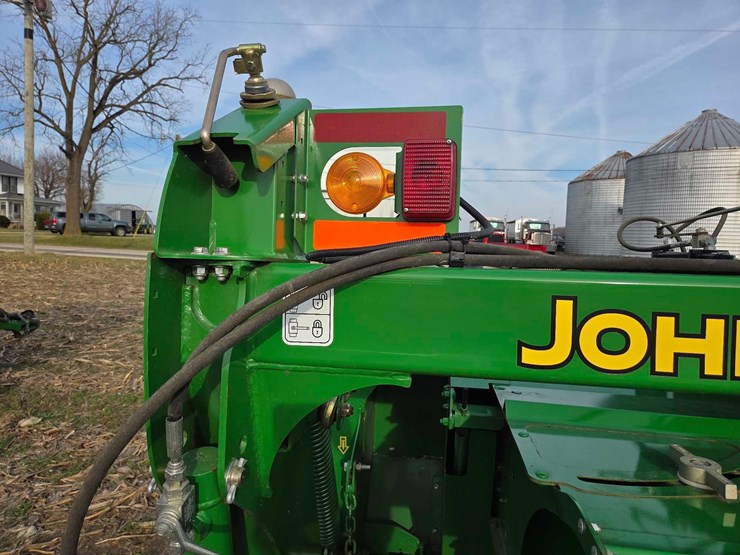 john-deere-630-image-40