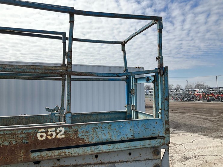 2006-genie-gs2632-image-44