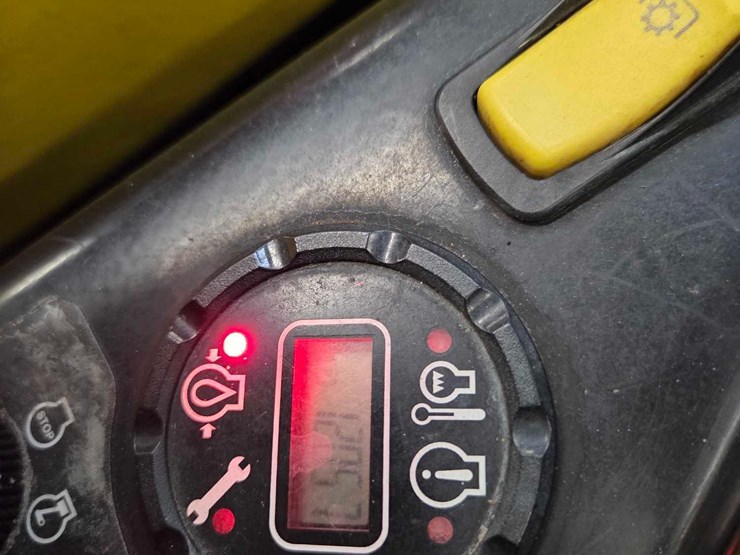 2016-john-deere-930-image-2