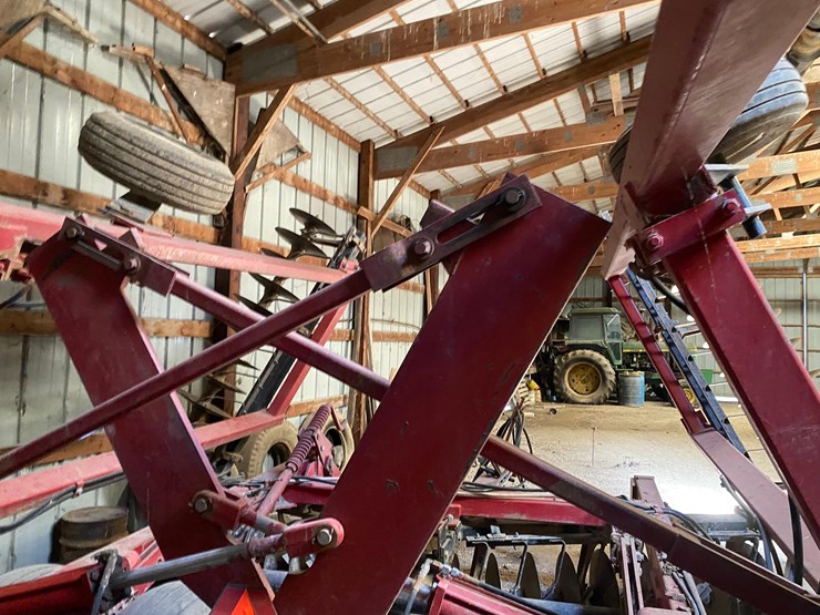 international-490-image-5