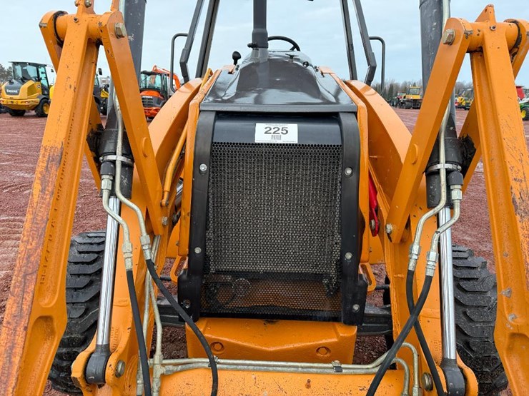 case-570n-xt-image-30