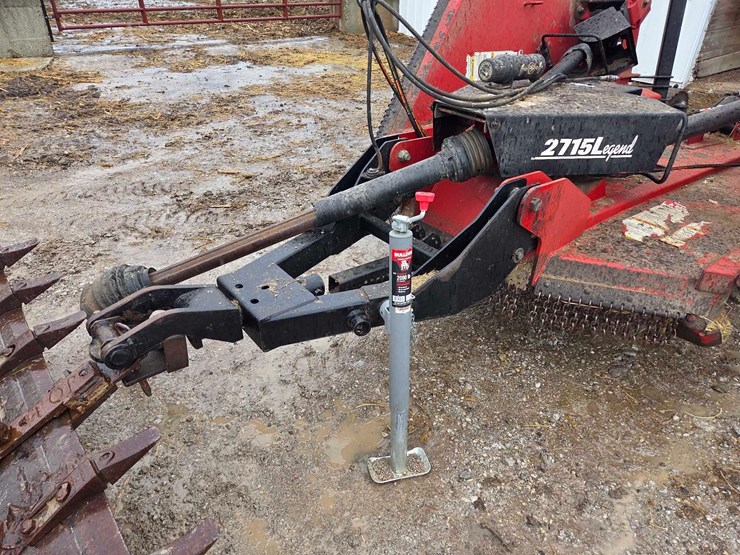 bush-hog-2715-image-22