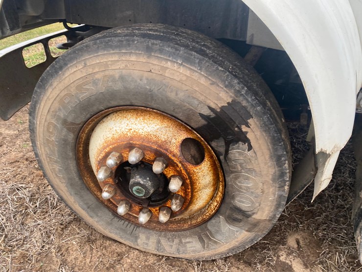 1998-case-ih-4900-image-39