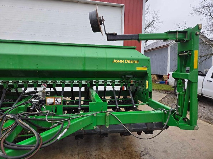 john-deere-1590-image-7