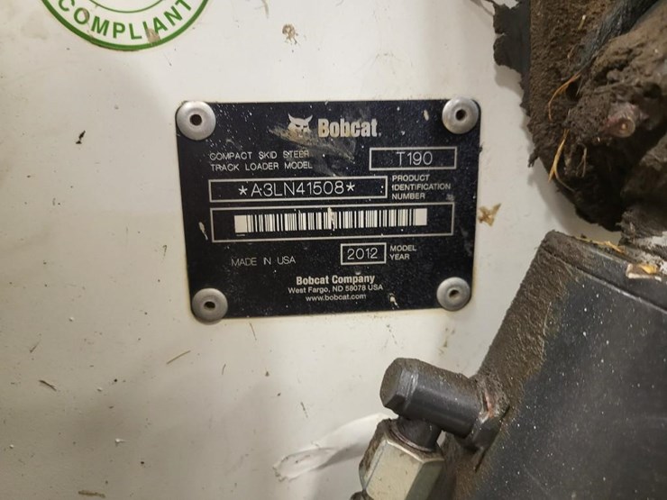 2012-bobcat-t190-image-27