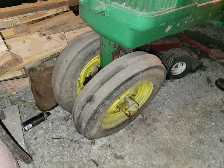 john-deere-60-image-15