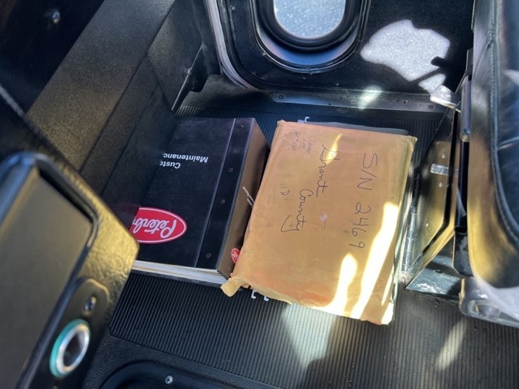 1998-peterbilt-357-image-66