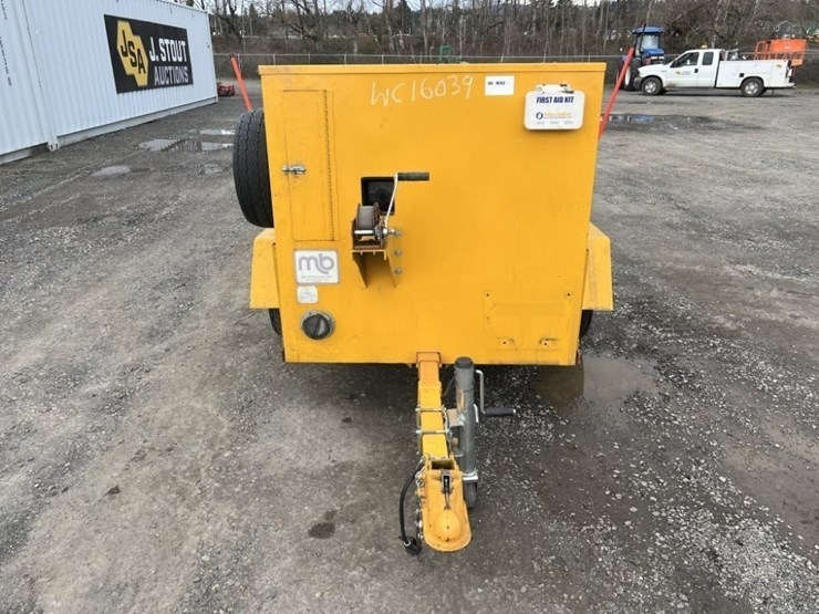 2005-mbco-towable-thermoplastic-applicator-image-8