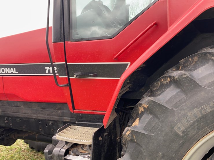 case-ih-7120-image-36