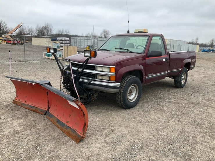 1996-chevrolet-k2500-image-1