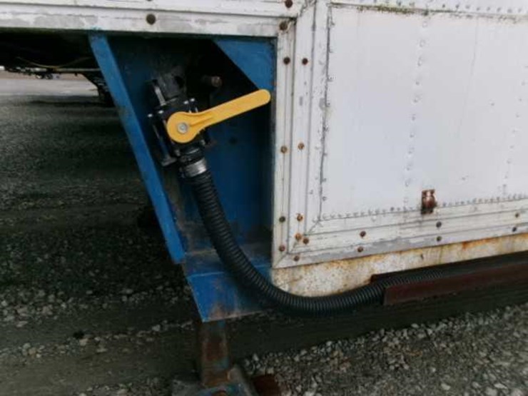 1980-kentucky-trailer-image-4