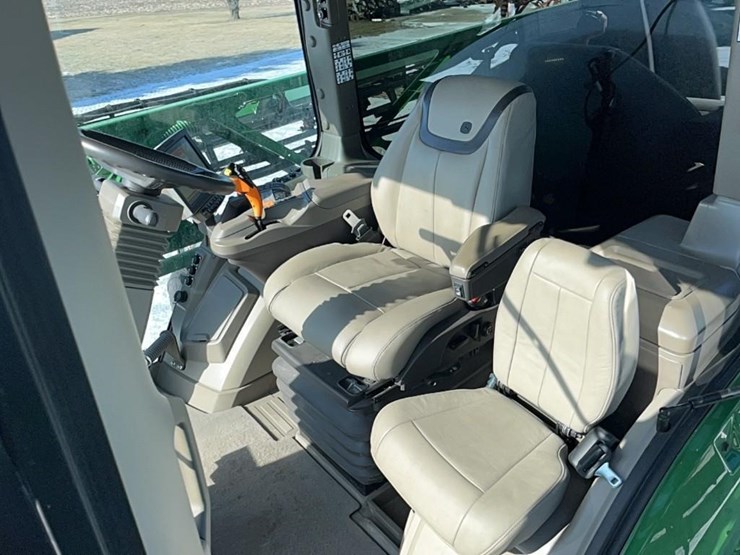 2023-john-deere-410r-image-31