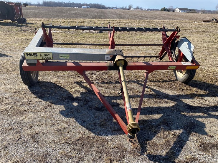 h&s-8'-hay-fluffer-image-2