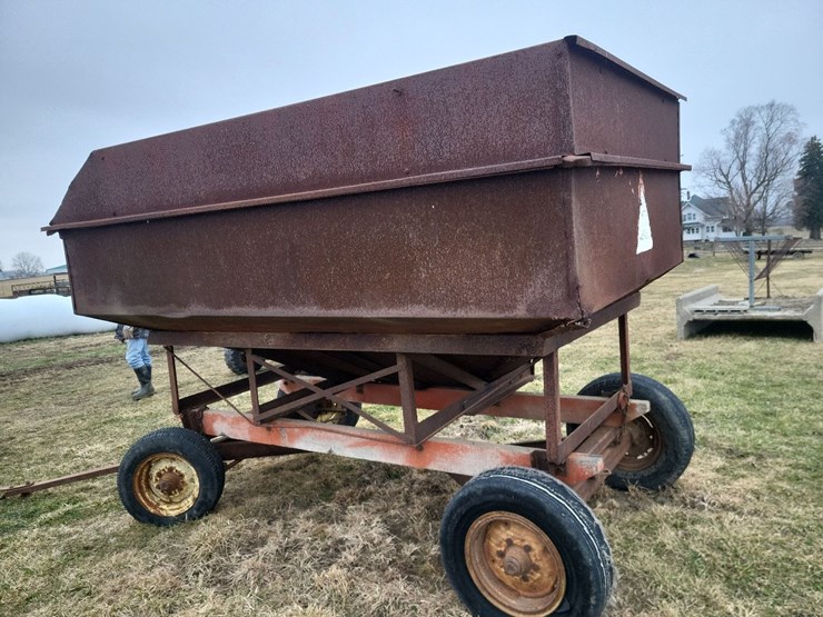 hopper-wagon-w/john-deere-running-gear-image-4