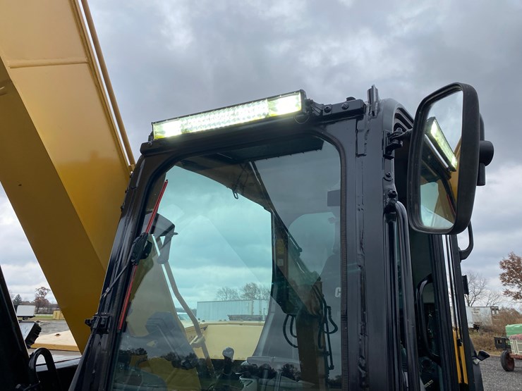 2019-caterpillar-307.5-image-35