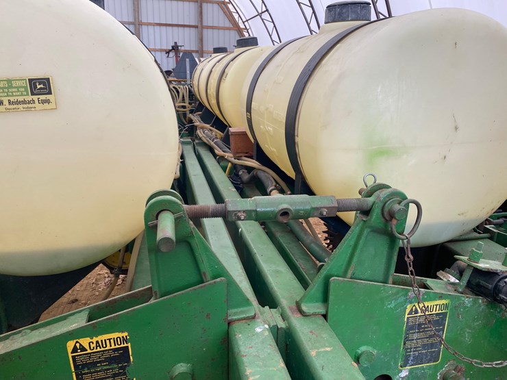 john-deere-7000-image-62