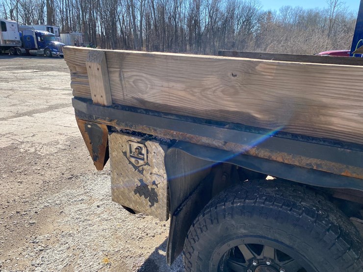 2018-dodge-2500-image-10