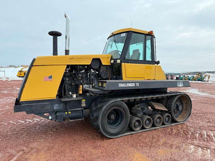 challenger-75-image-1