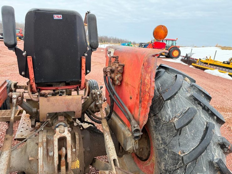 massey-ferguson-165-image-19