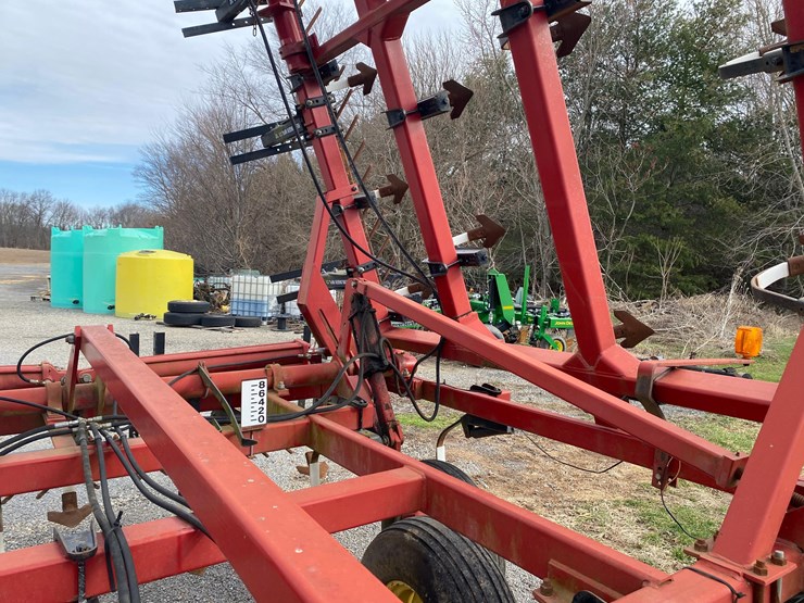 case-ih-4300-image-13